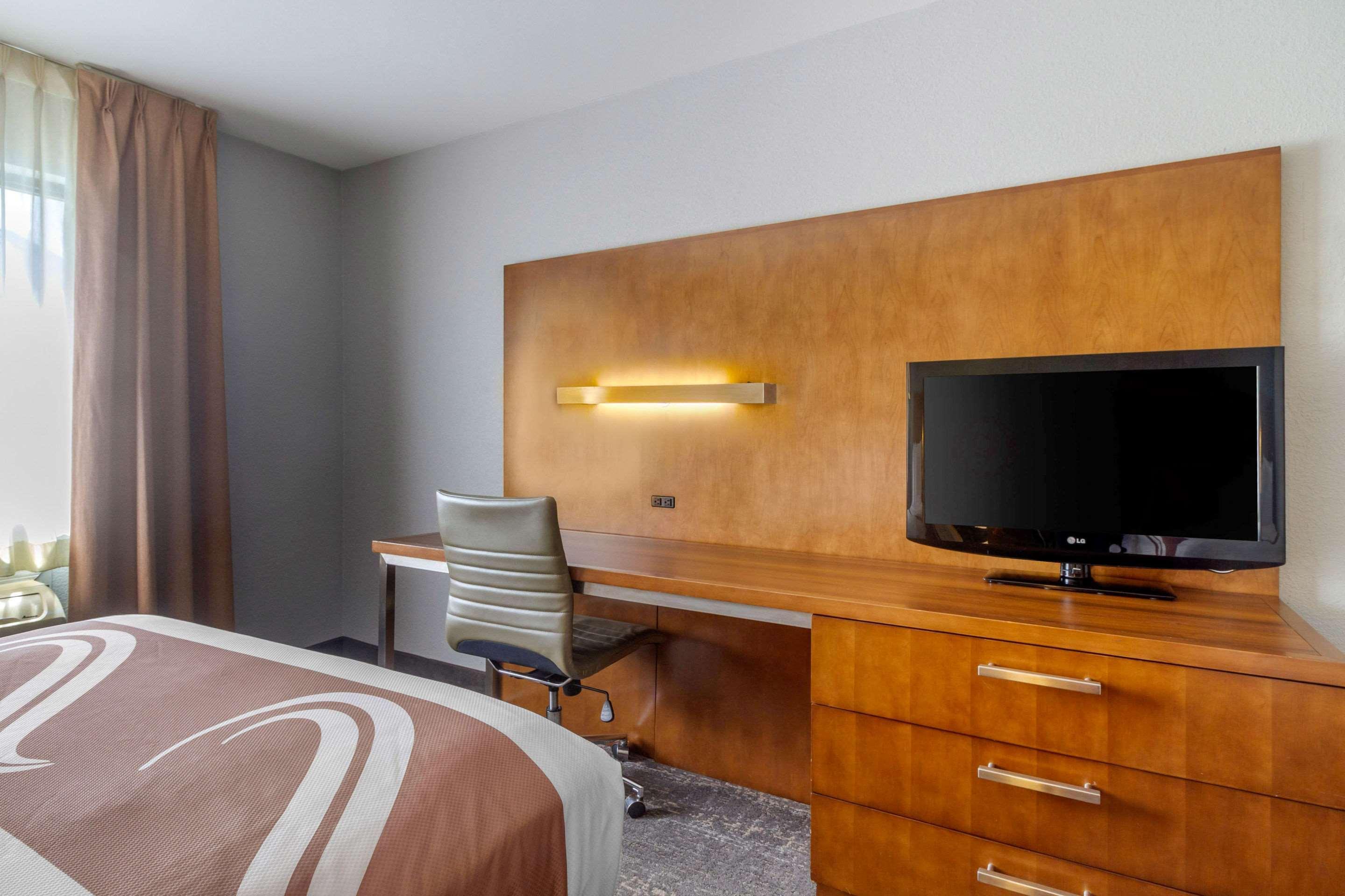 Quality Inn Danville Bagian luar foto
