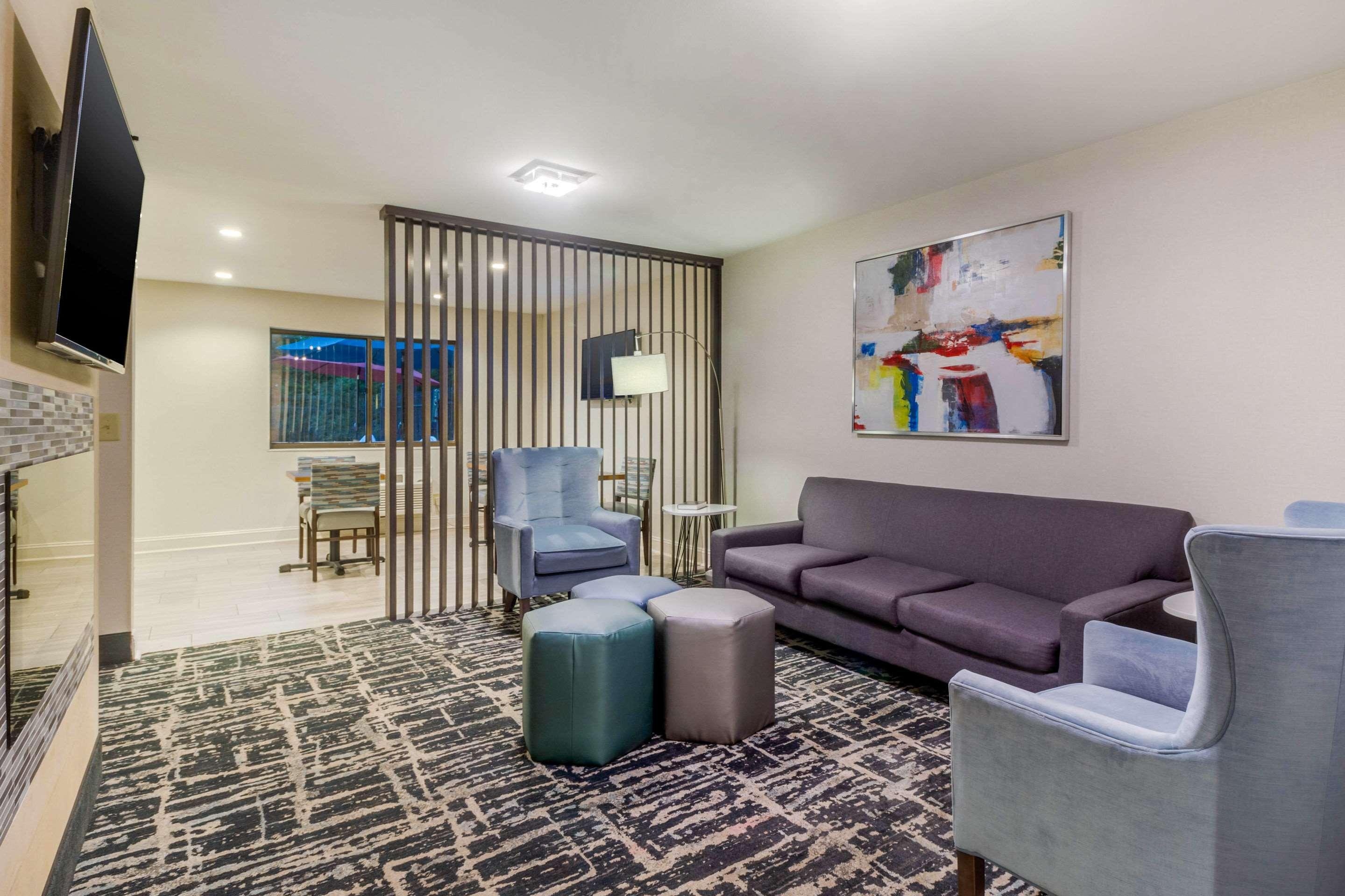 Quality Inn Danville Bagian luar foto