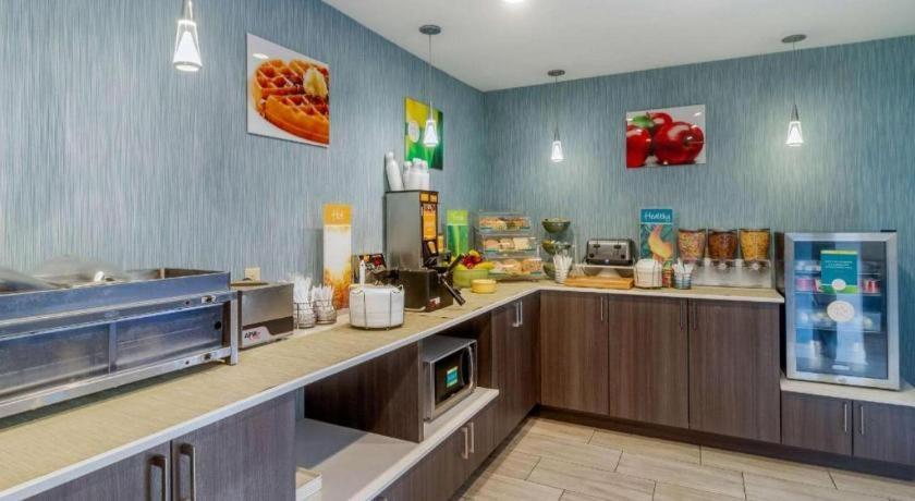 Quality Inn Danville Bagian luar foto